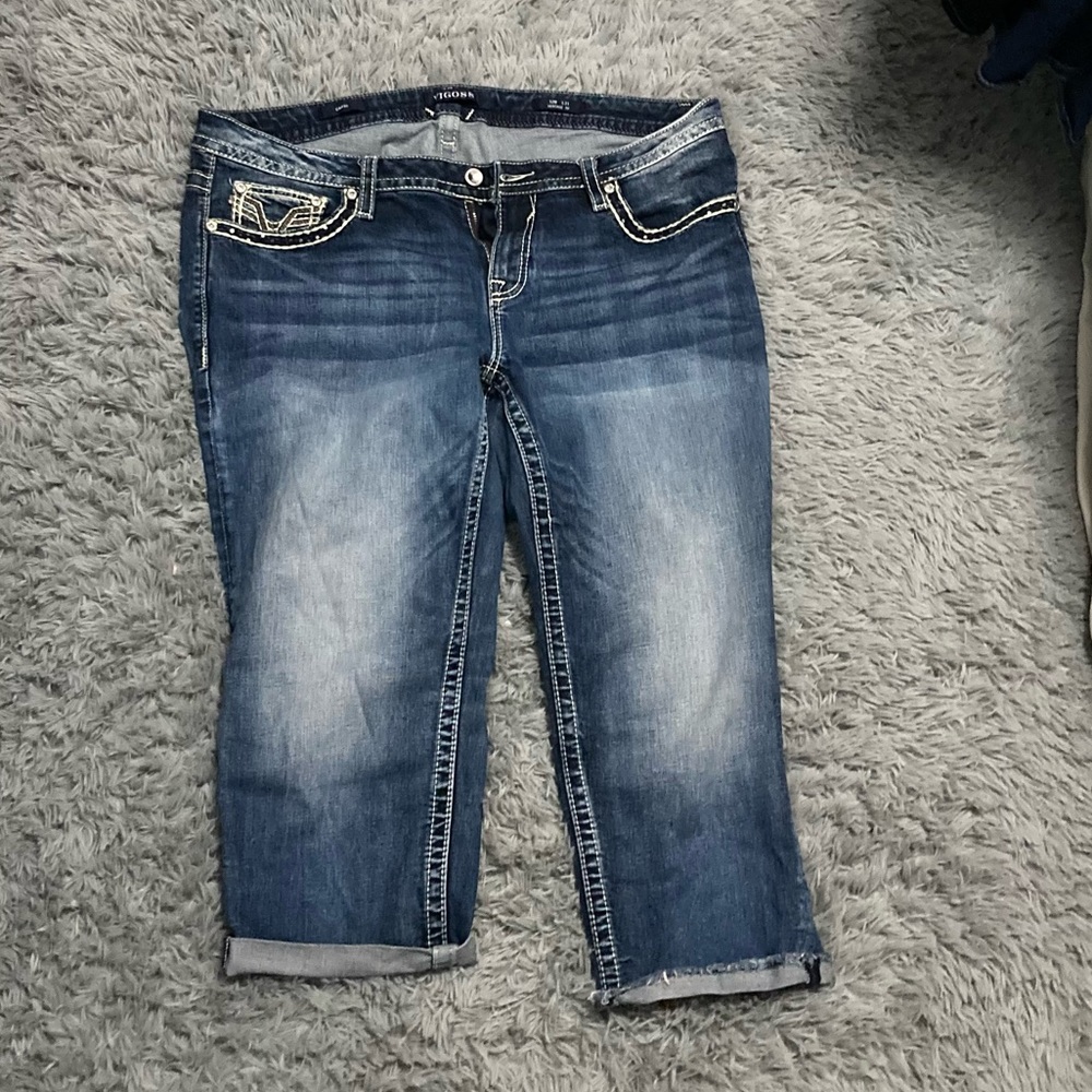 Vigoss. Size 20. Capri. In good condition, just don’t wear anymore.